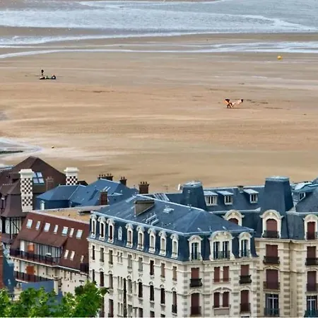 Apartment Sejour Paisible Avec Vue Imprenable Sur Le Golf-self Check-in