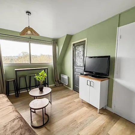 Sejour Paisible Avec Vue Imprenable Sur Le Golf-self Check-in Apartment