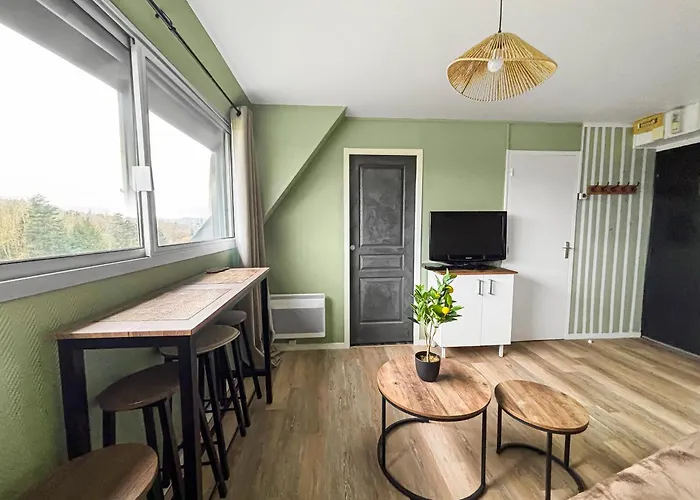 Apartment Sejour Paisible Avec Vue Imprenable Sur Le Golf-self Check-in